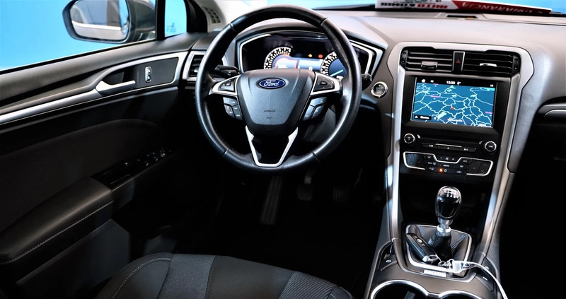 Ford Mondeo cena 63990 przebieg: 119900, rok produkcji 2017 z Trzemeszno małe 529